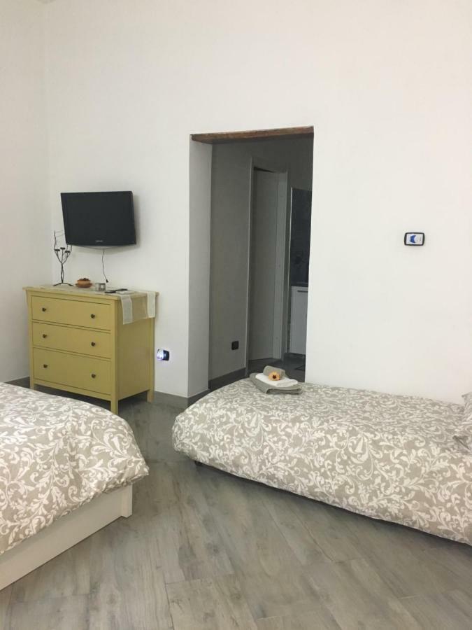 Studios Toledo 355 Νάπολη Εξωτερικό φωτογραφία